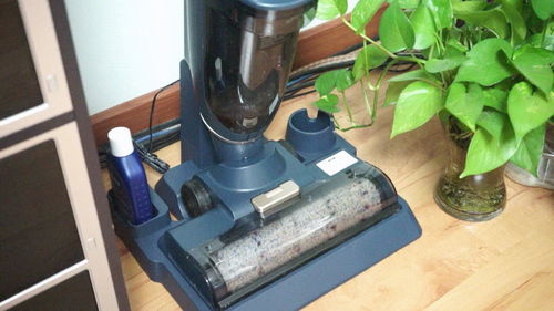 双滚刷洗地机 定义、优势与洗扫一体机的深度解析